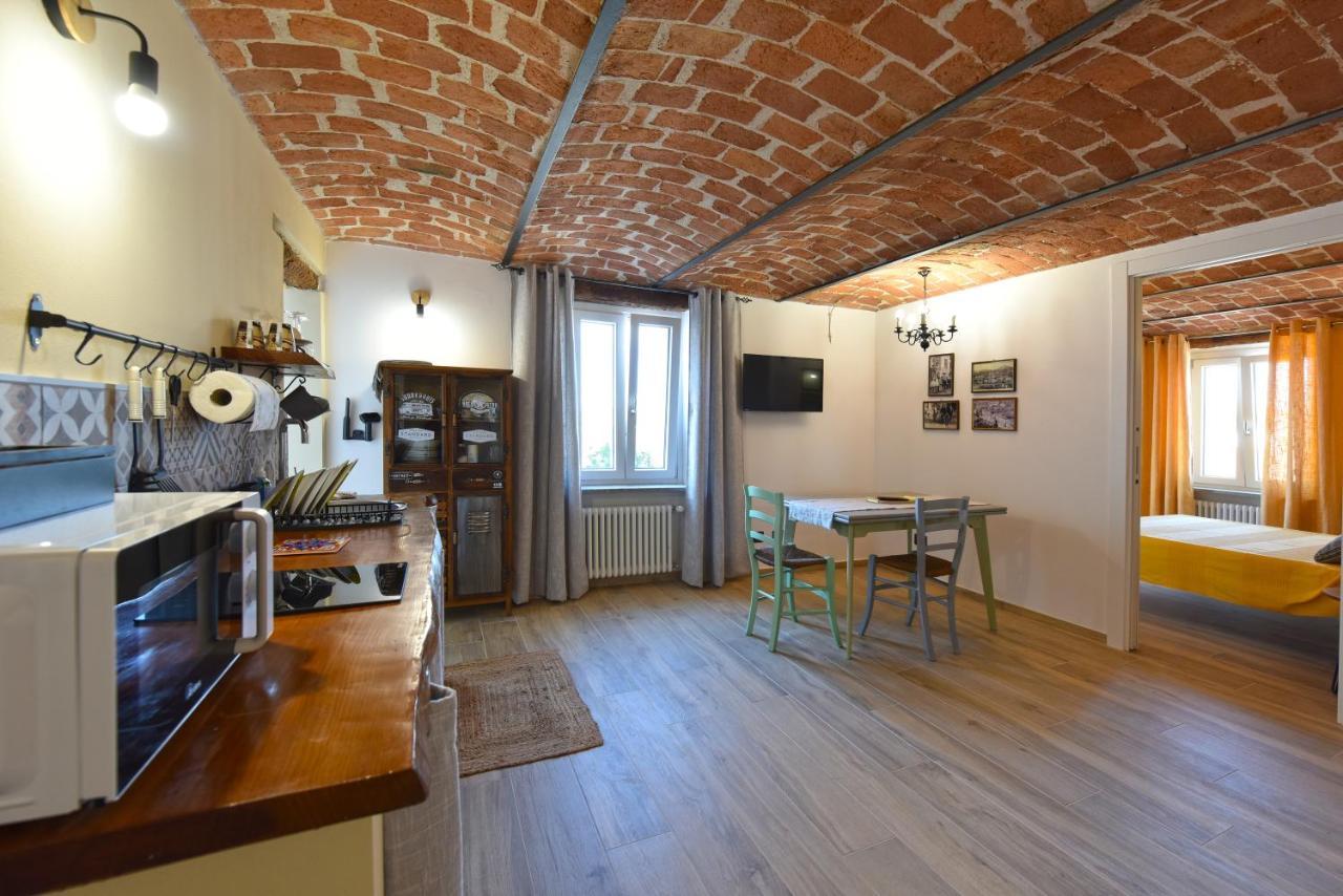 Casa Valentina 1902 Apartment Montegrosso d'Asti ภายนอก รูปภาพ